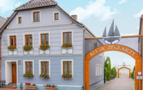3 Bedroom Gorgeous Apartment In Nowe Warpno, Nowe Warpno